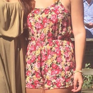 Forever 21 Floral print Romper